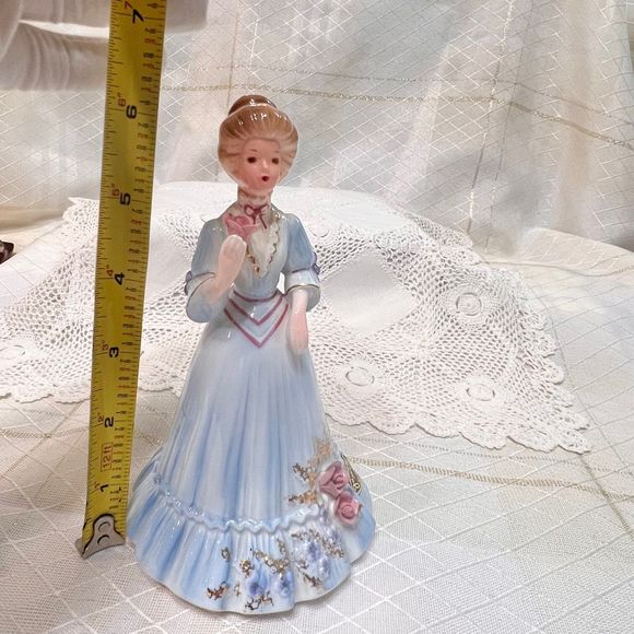 Vintage Josef Originals Victorian MARIA GIBSON GIRL Series Figurine - Picture 4 of 10